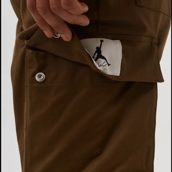 Men's Nike Jordan Essentials Utility Cargo Pants Brown NWT - Picture 6 of 15